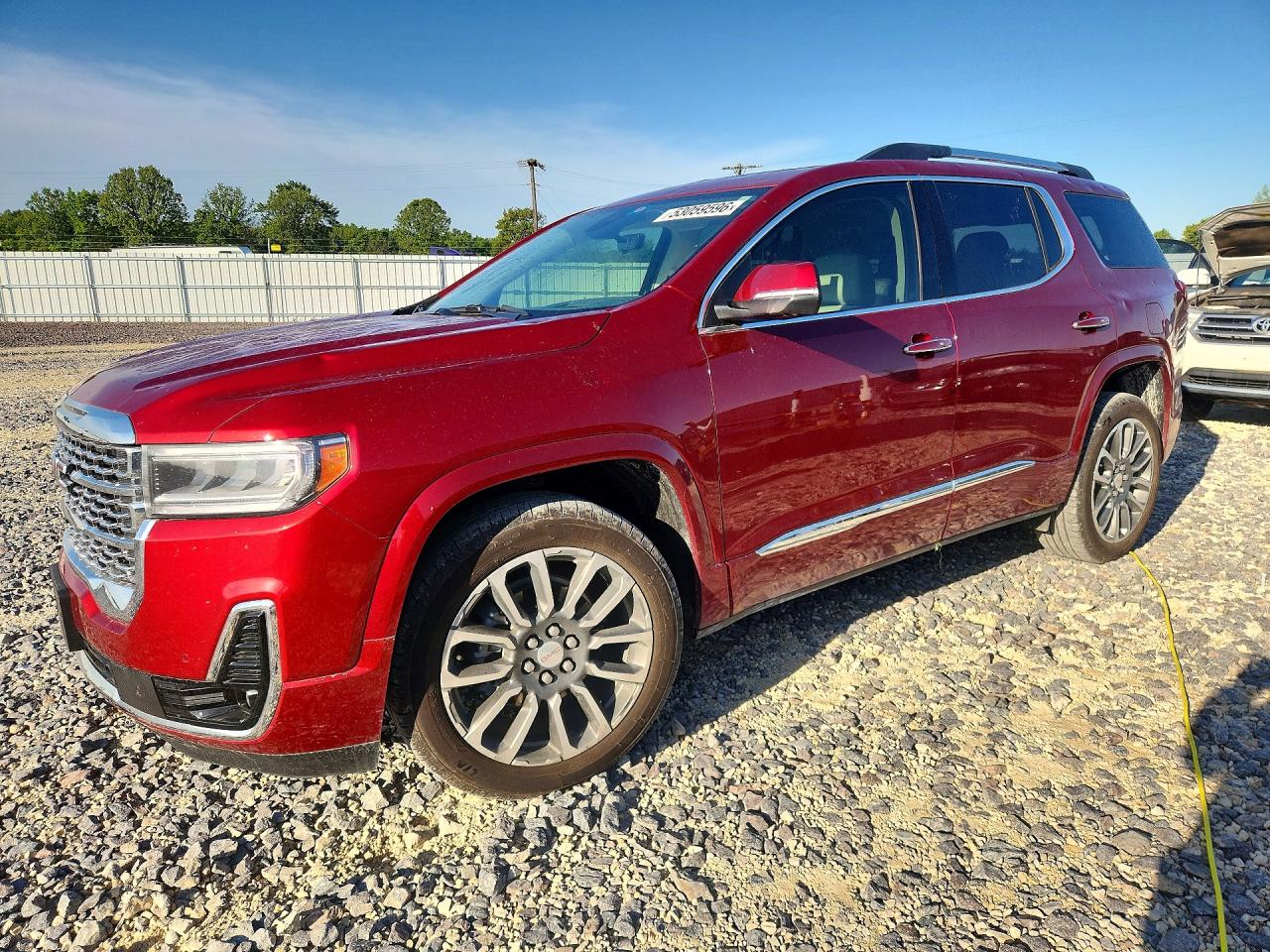 Salvage GMC Acadia Image