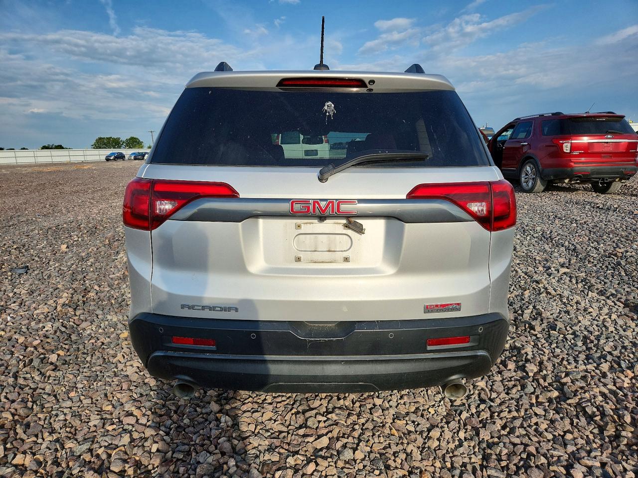 GMC Acadia