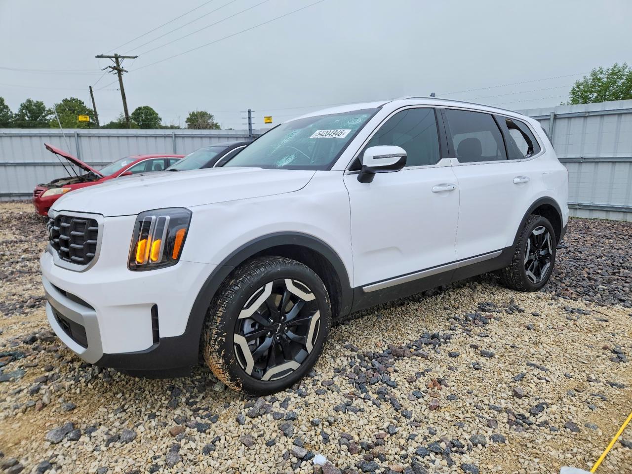 Salvage Kia Telluride Image