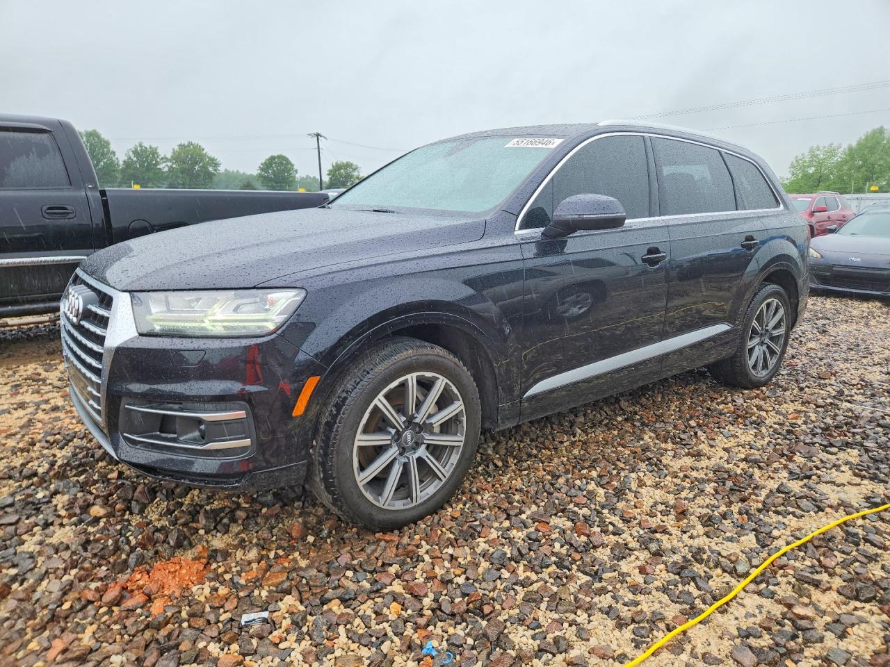 Salvage Audi Q7 Image