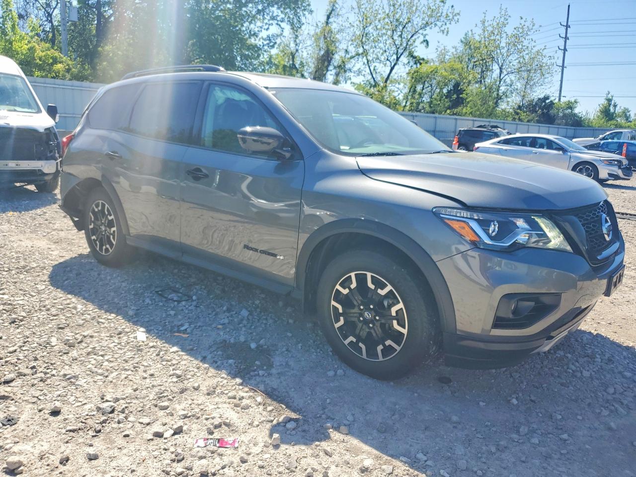 Nissan Pathfinder Sl