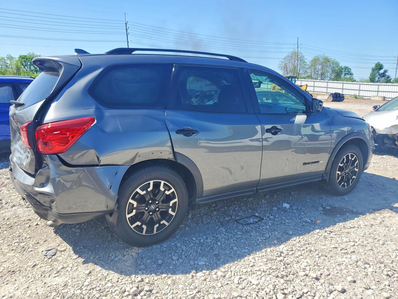 Nissan Pathfinder Sl
