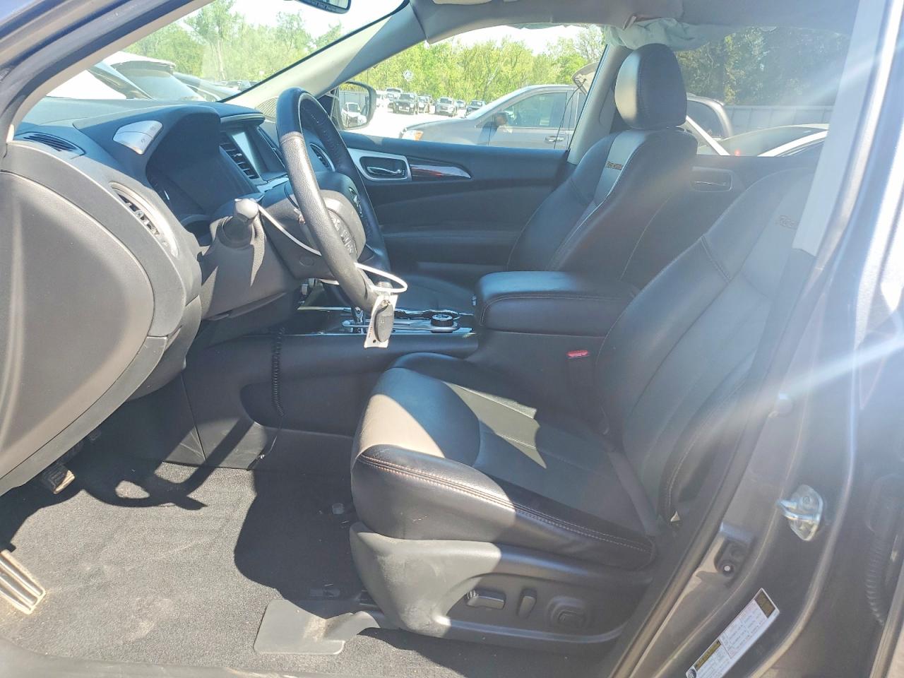 Nissan Pathfinder Sl