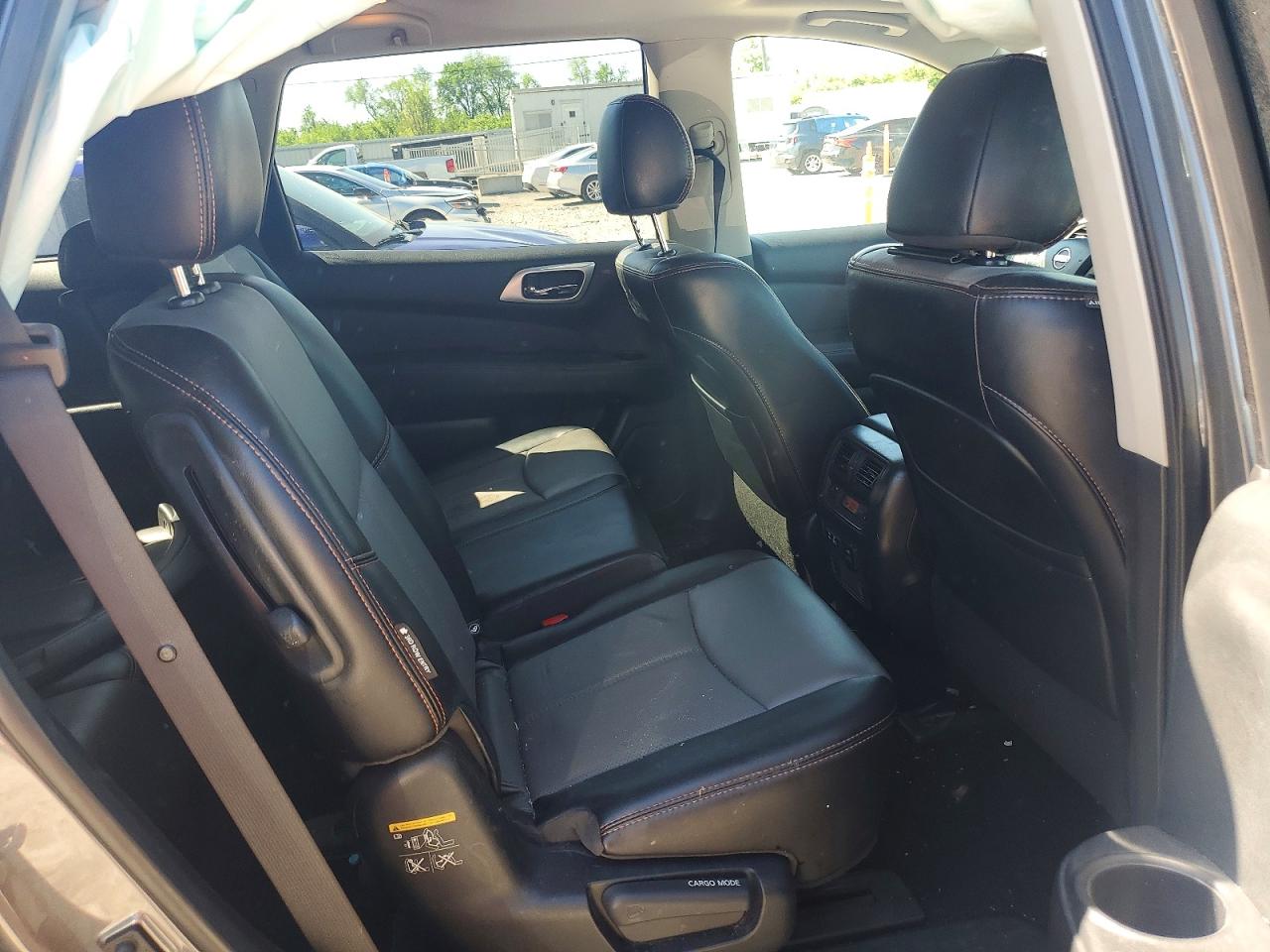 Nissan Pathfinder Sl