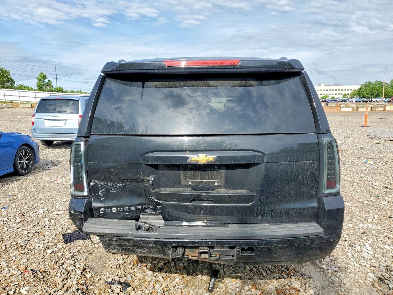 Chevrolet Suburban C1500 Lt