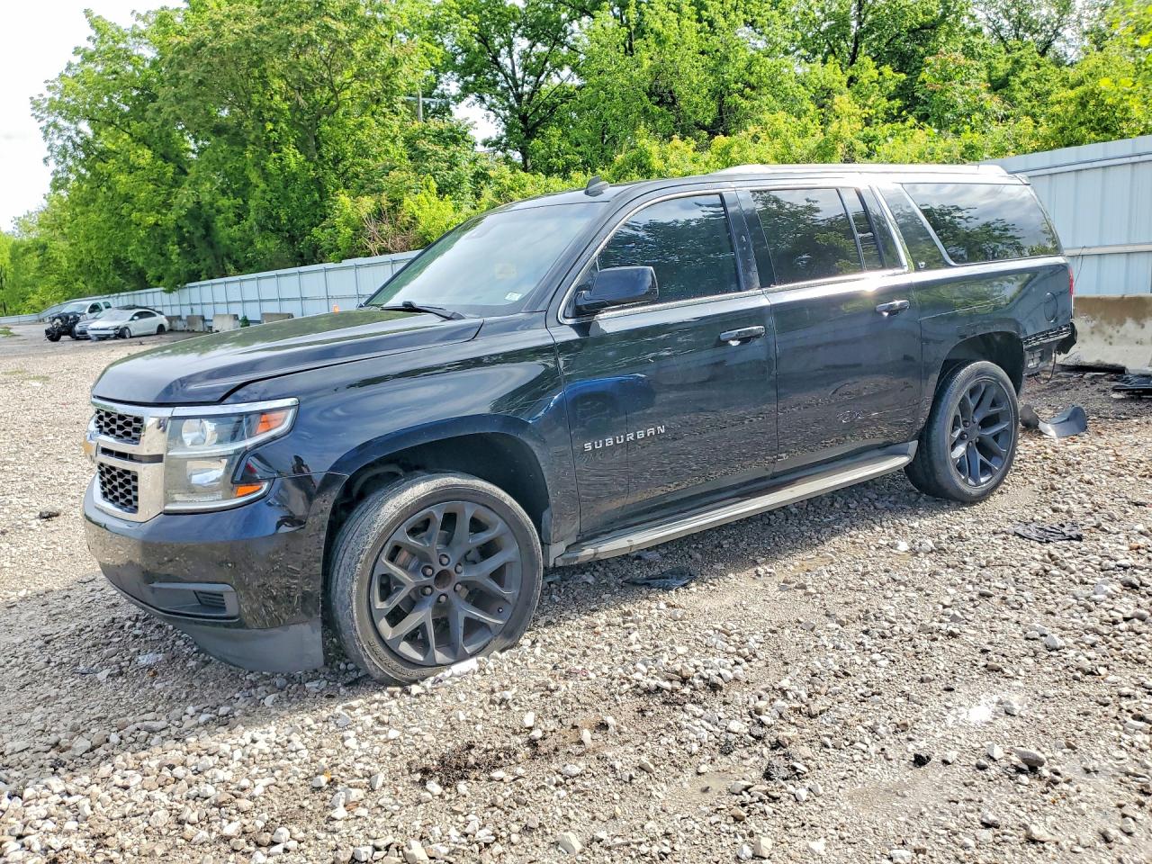 Salvage Chevrolet Suburban Image