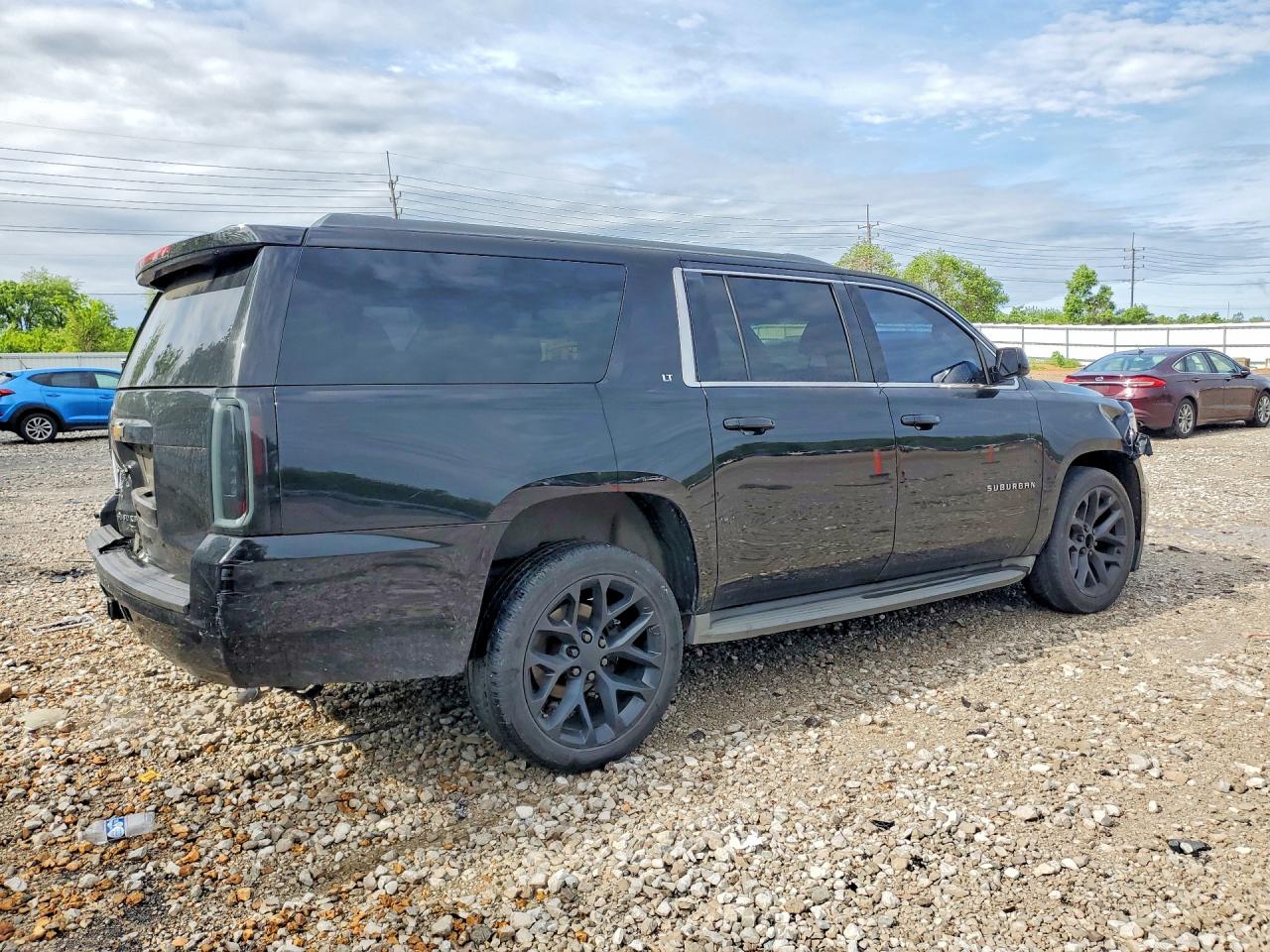 Chevrolet Suburban C1500 Lt