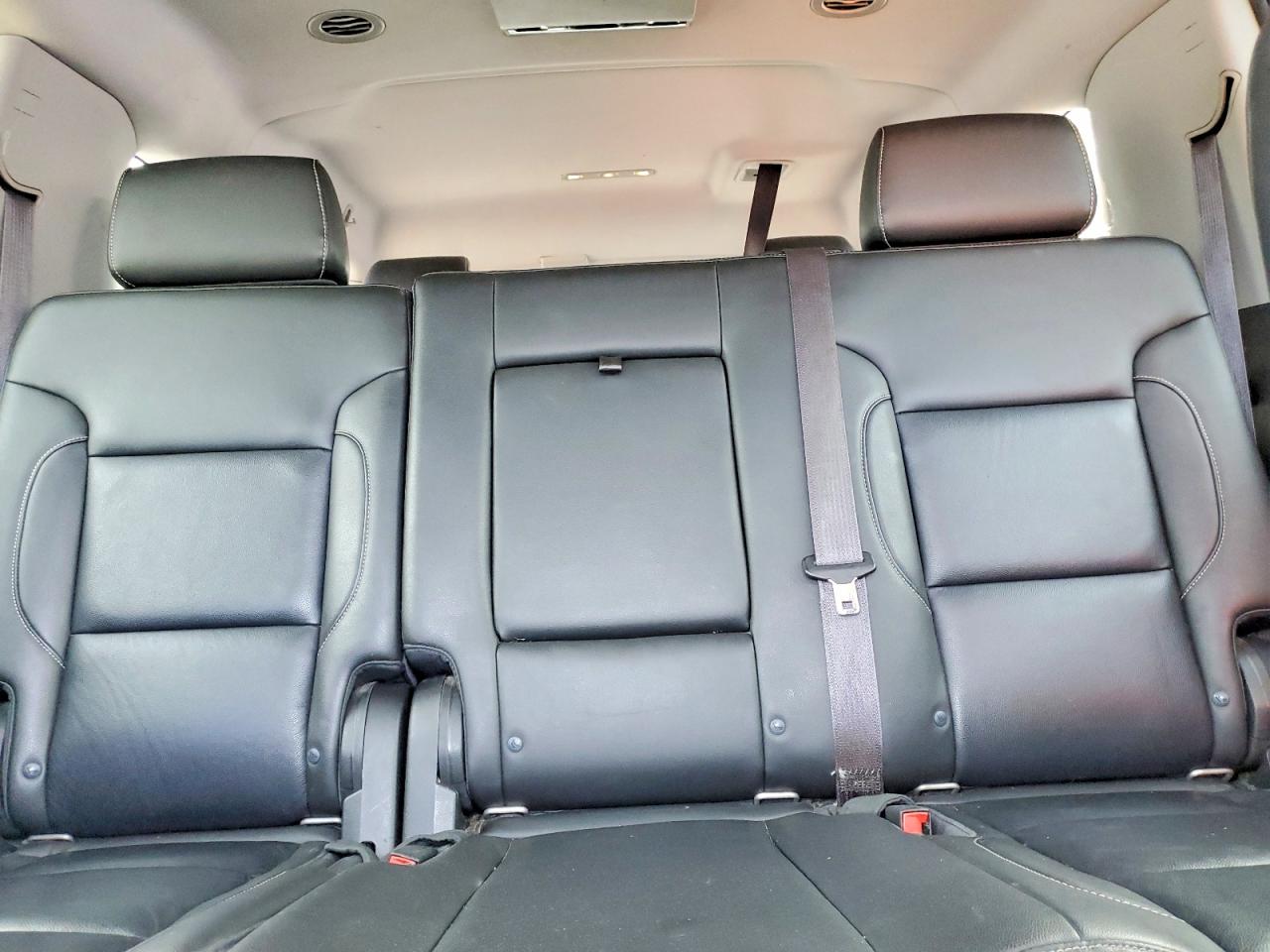 Chevrolet Suburban C1500 Lt