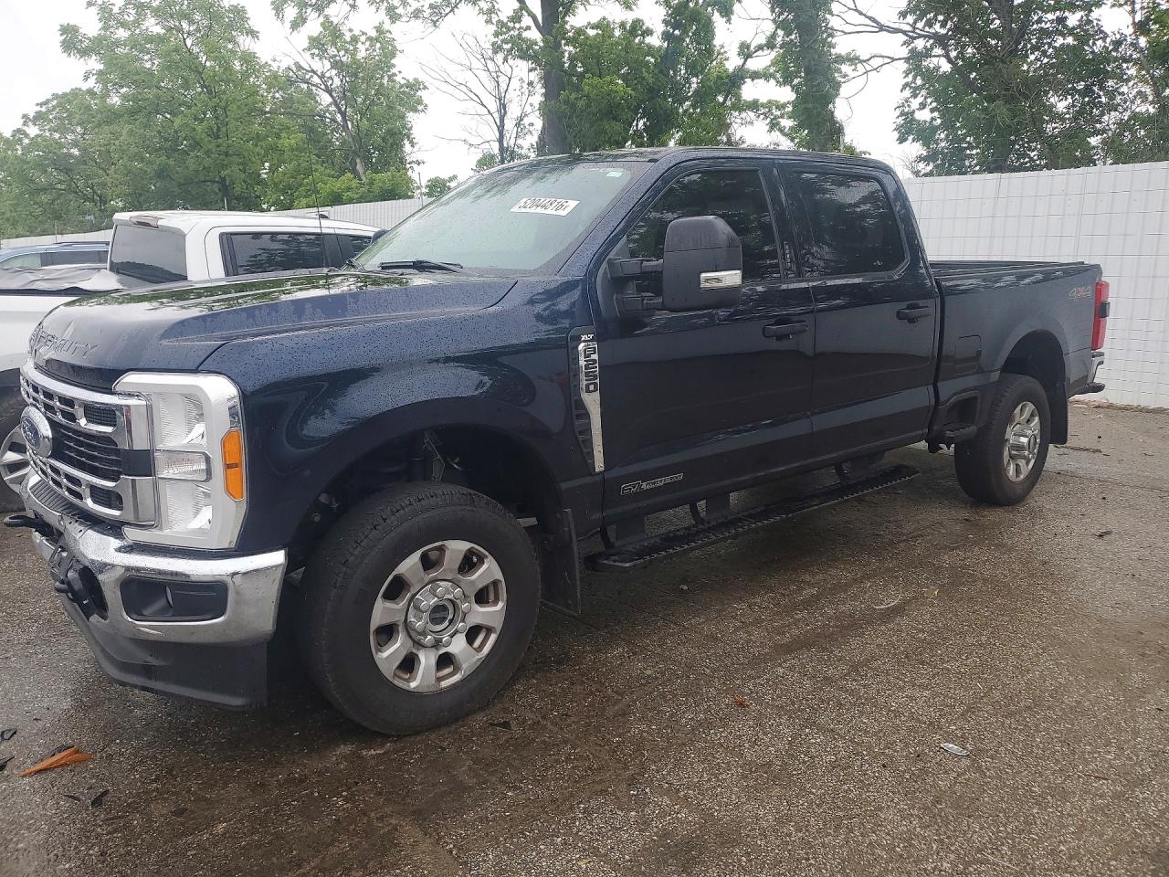 Salvage Ford F-250 Image