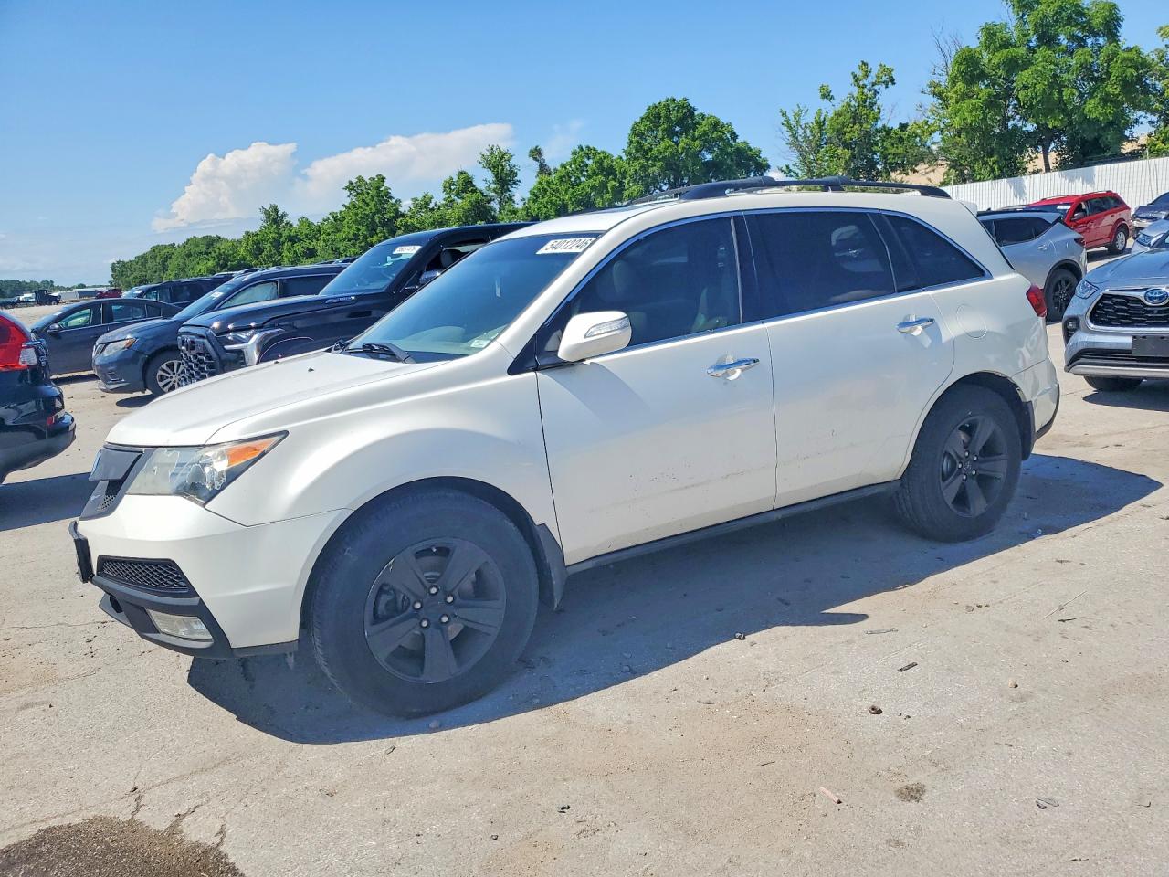 Salvage Acura MDX Image