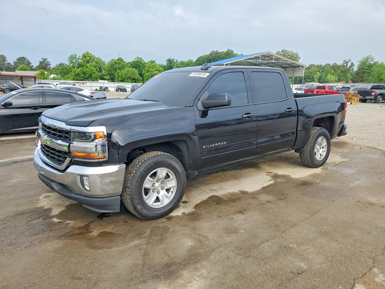 Salvage Chevrolet Silverado Image