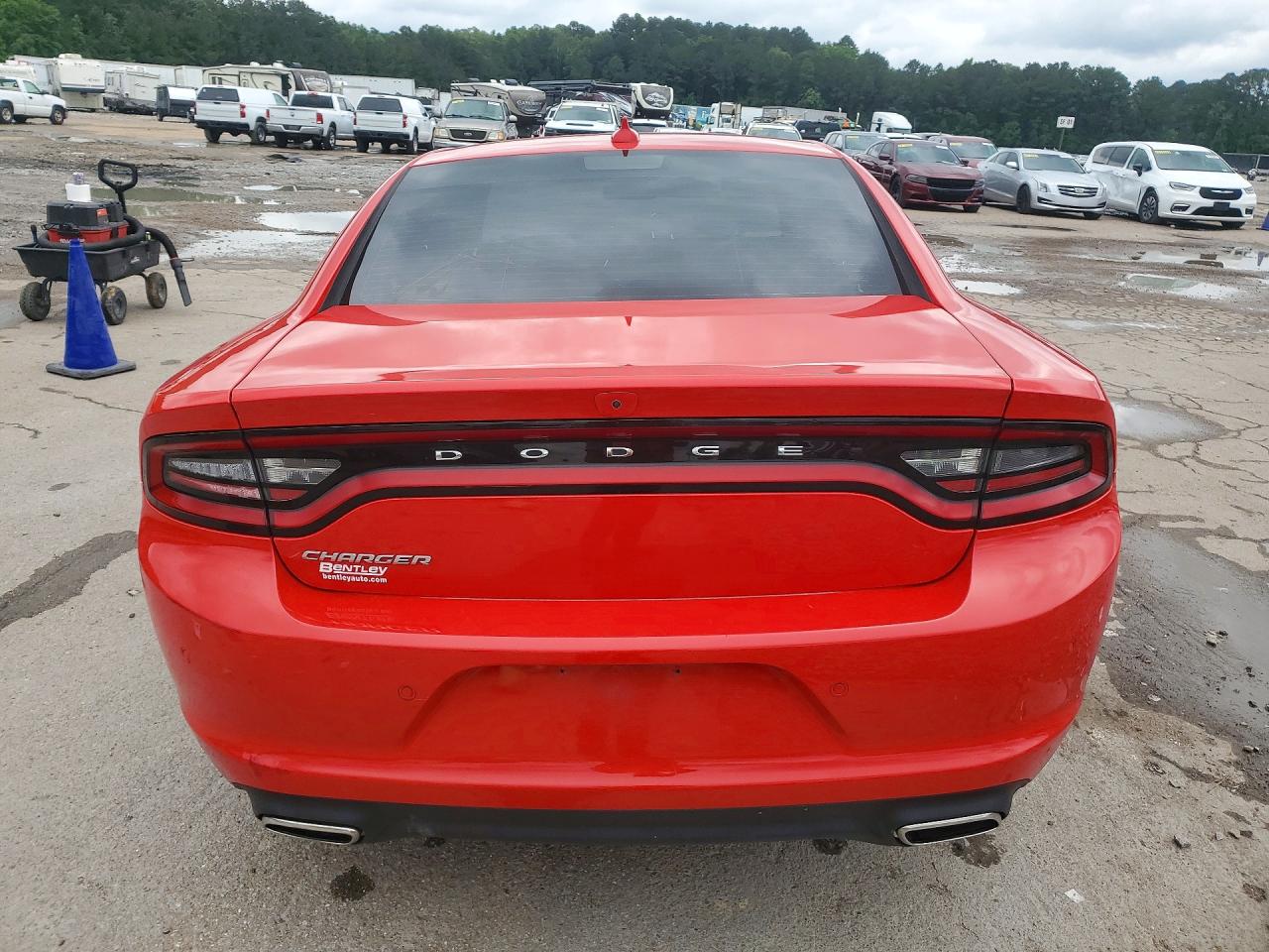 Dodge Charger Sxt