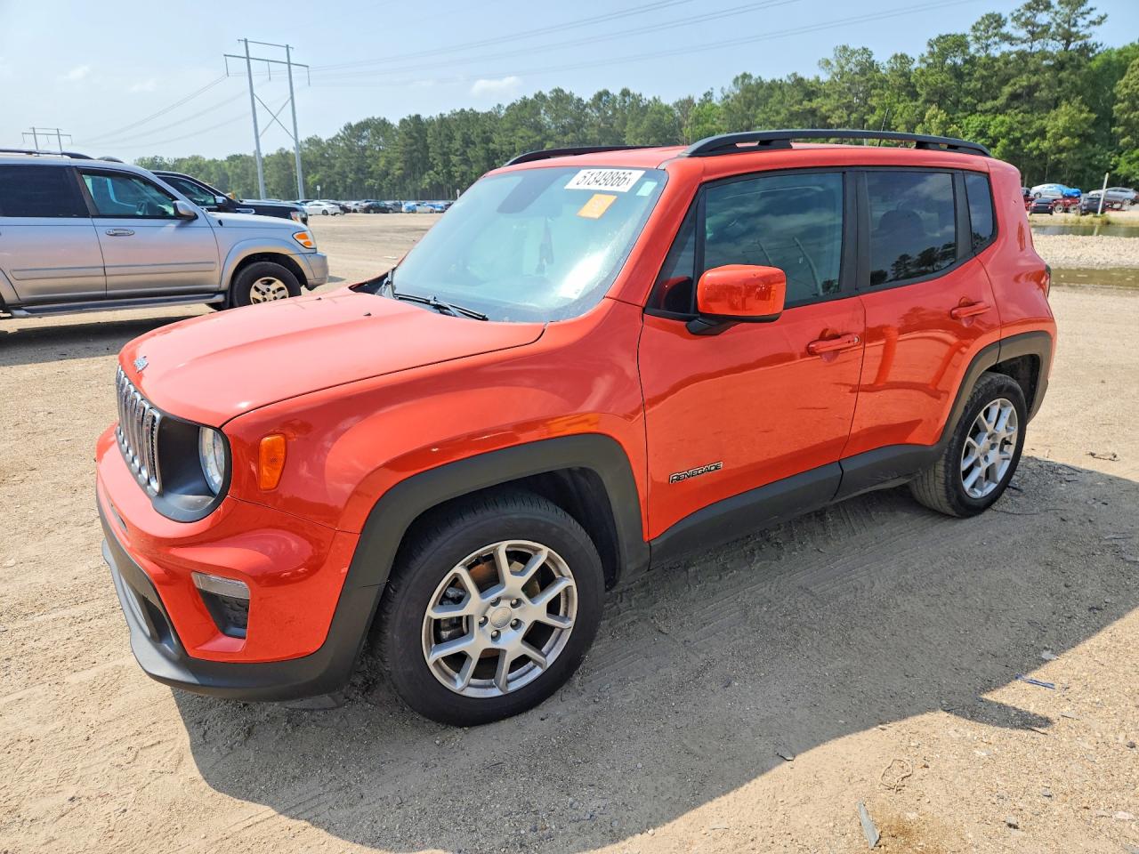 Salvage Jeep Renegade Image