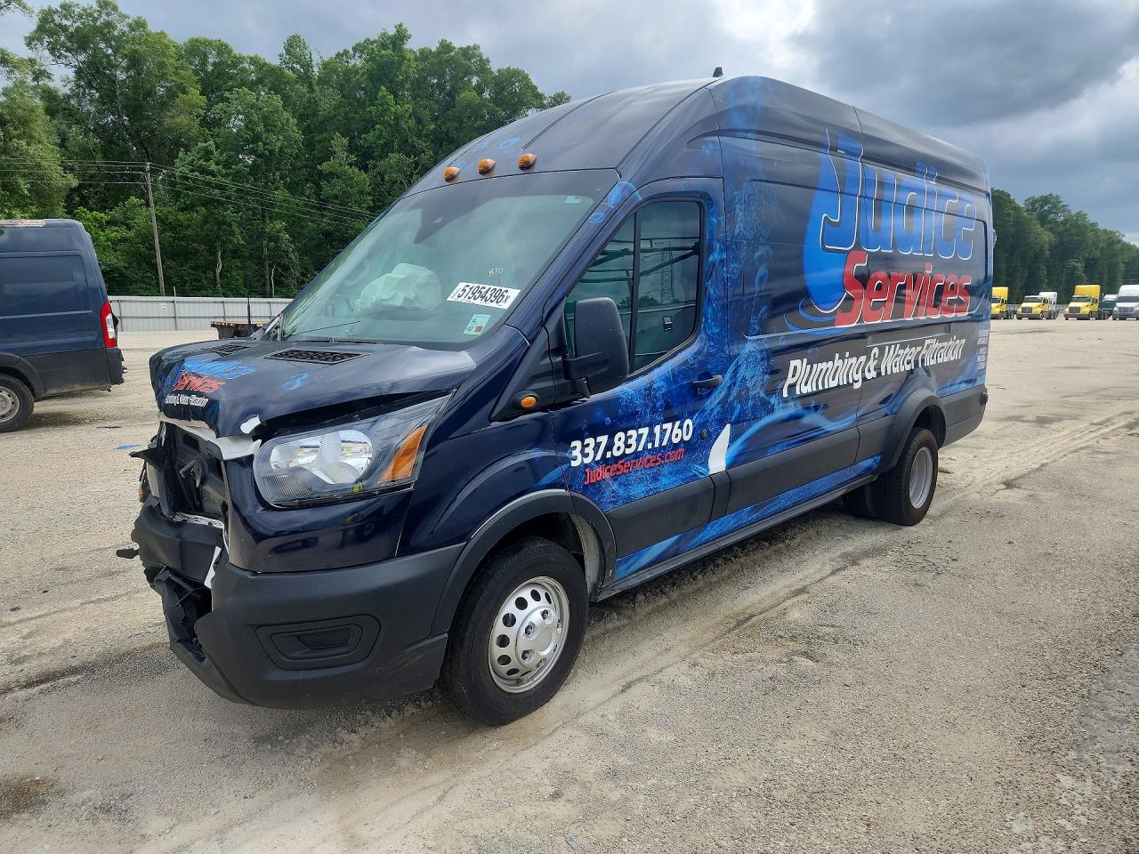Salvage Ford Transit Image