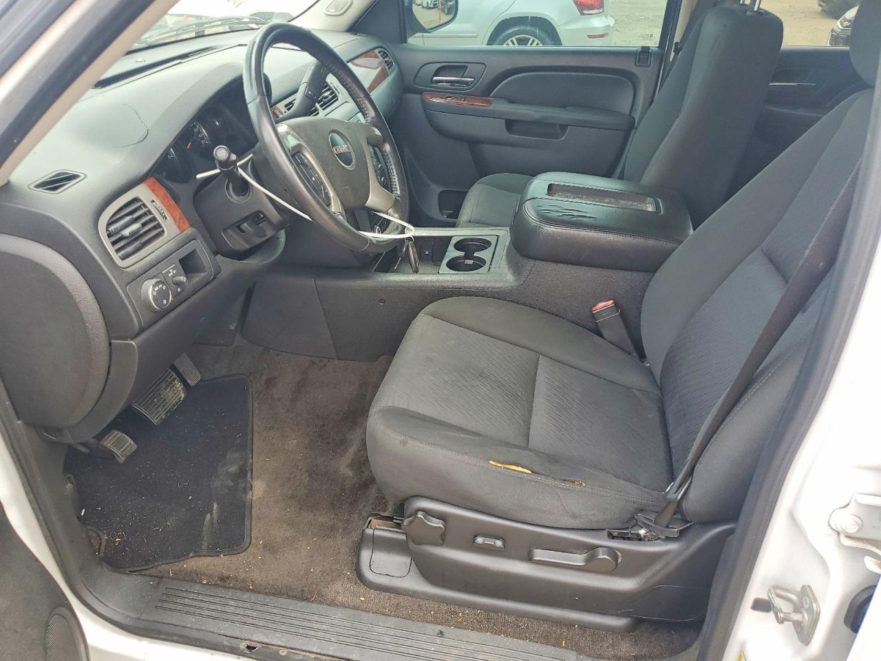 GMC Yukon Sle