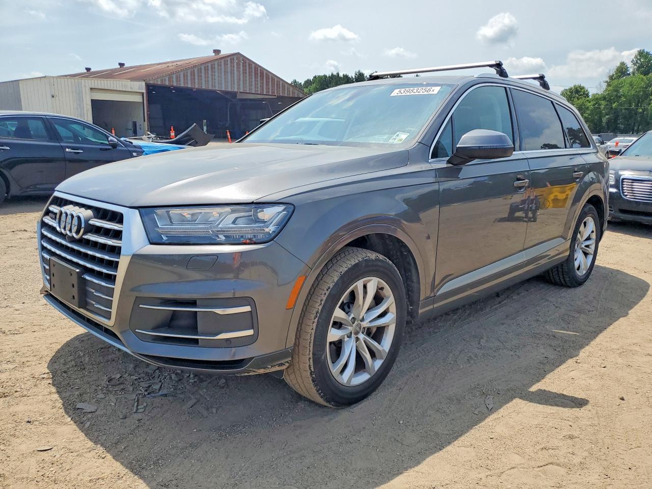 Salvage Audi Q7 Image