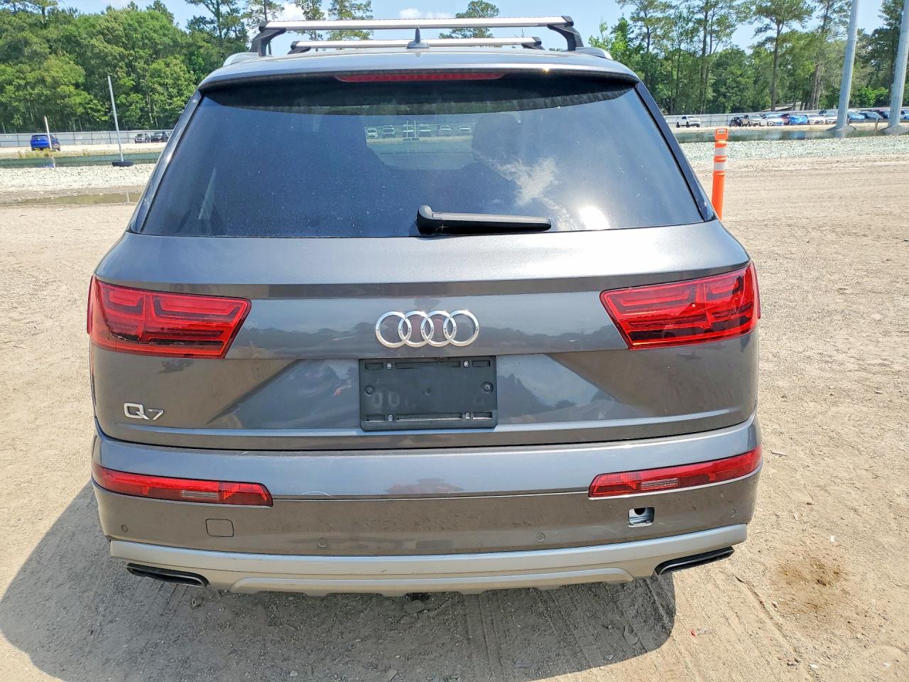 Audi Q7 Premium Plus