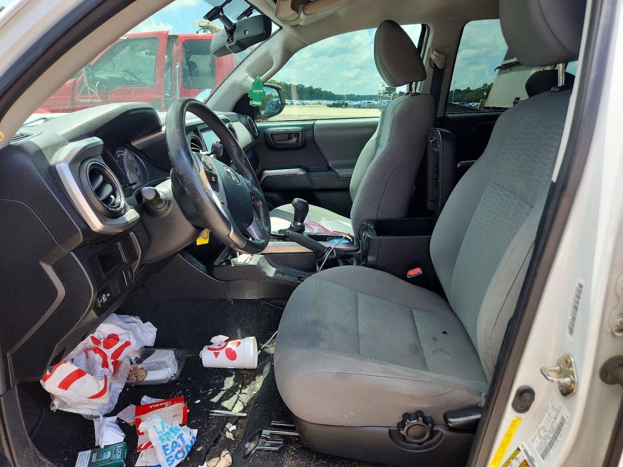 Toyota Tacoma Sr5 V6