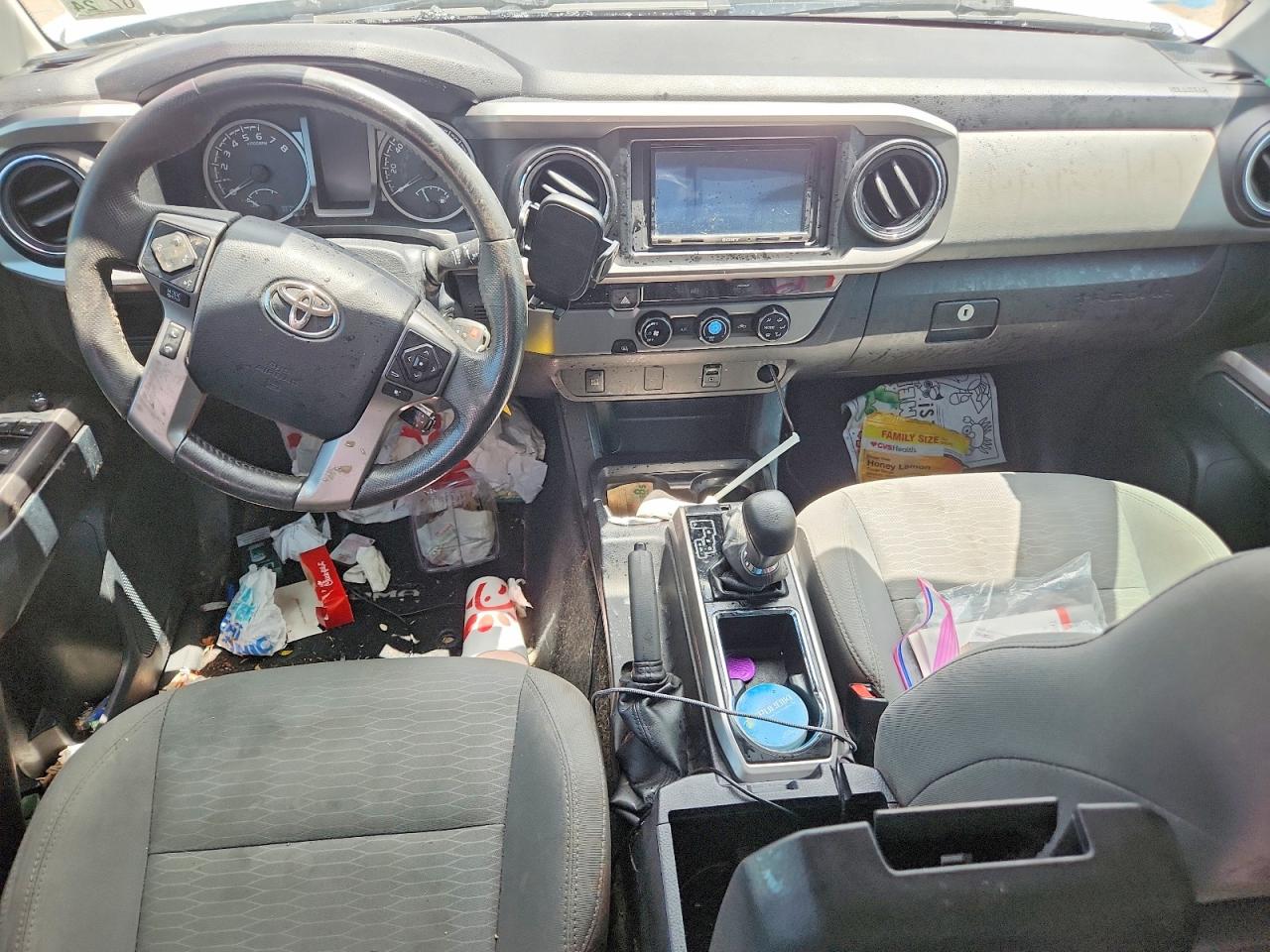 Toyota Tacoma Sr5 V6