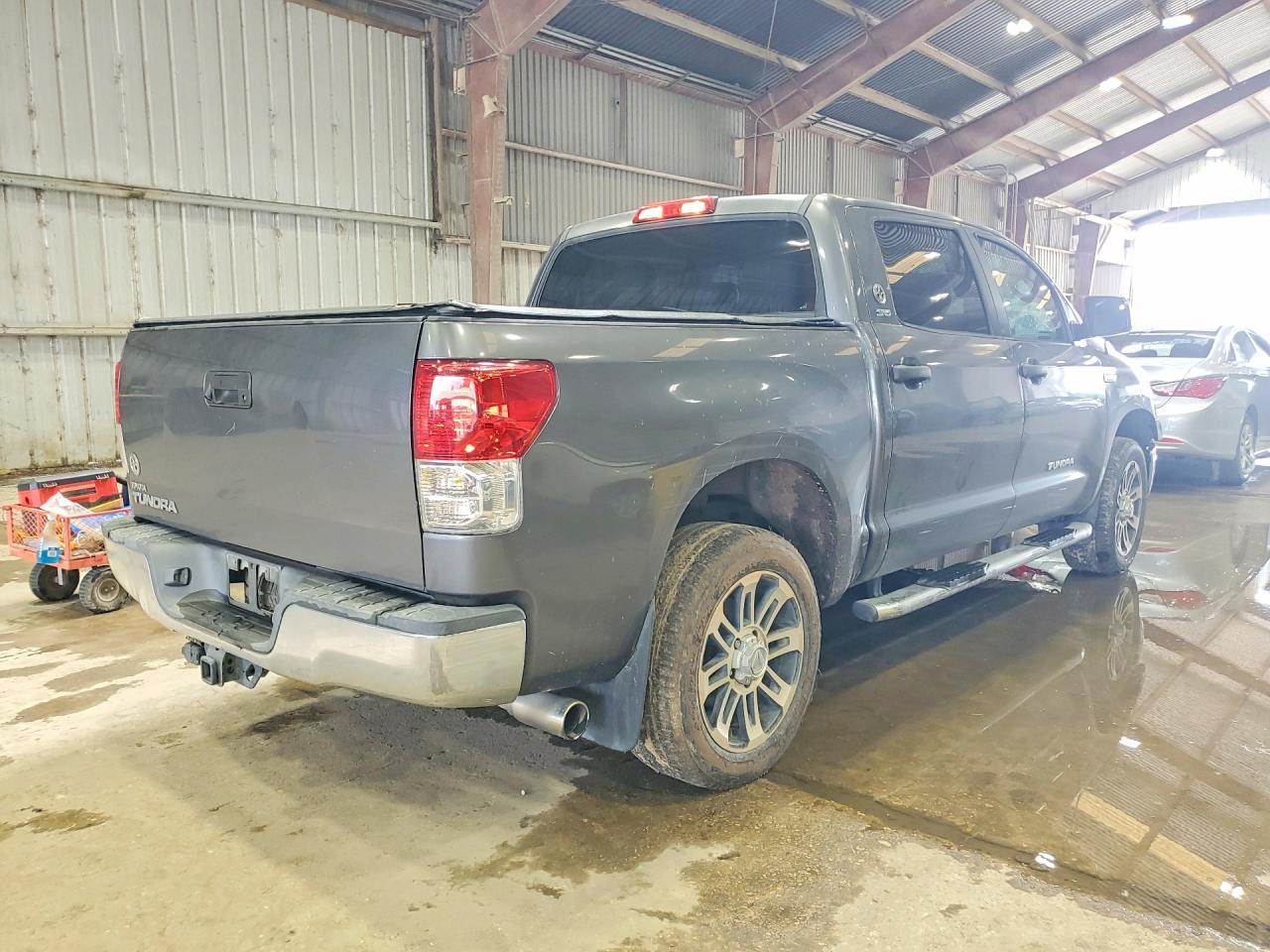 Toyota Tundra Crewmax Sr5