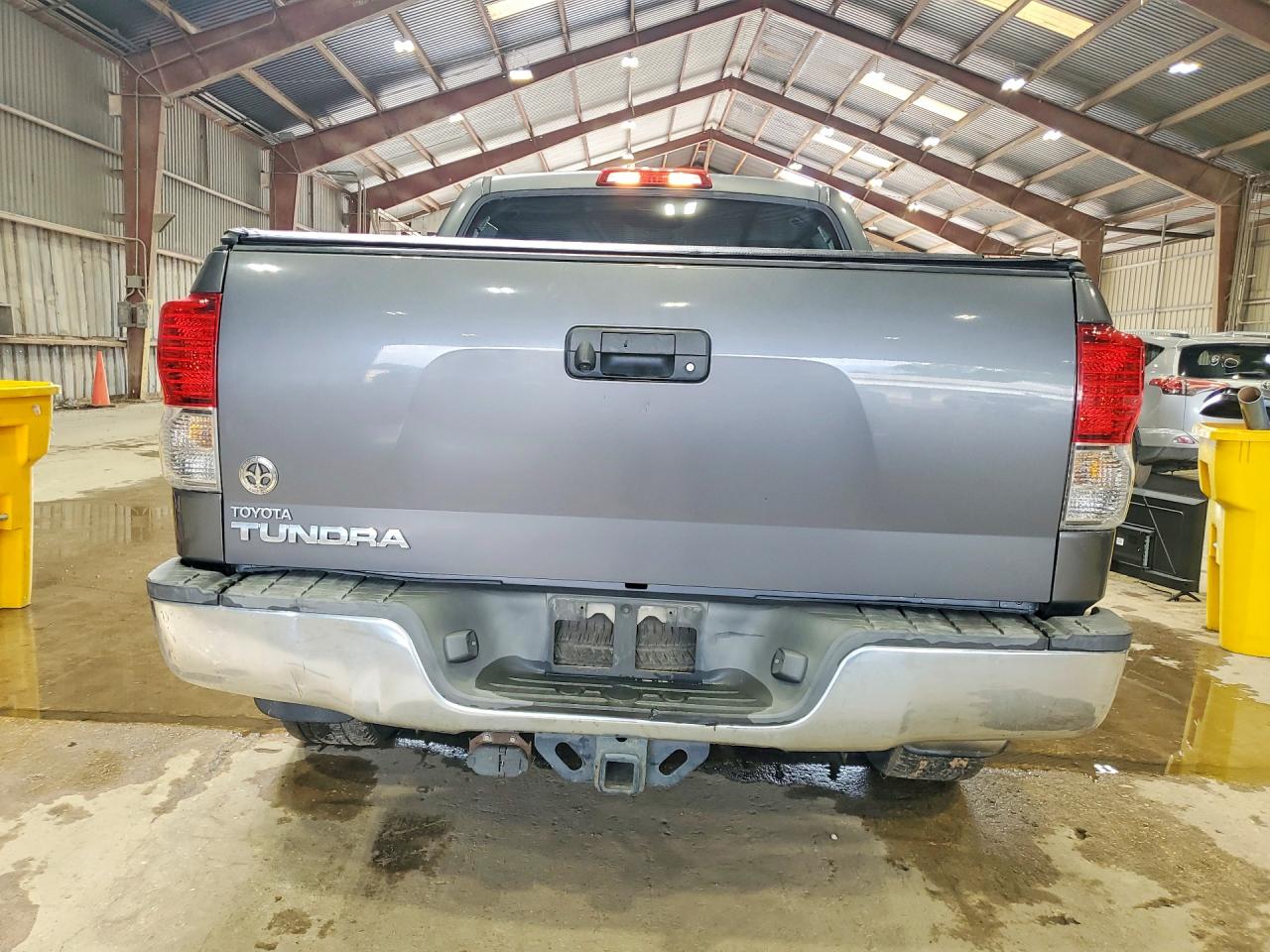 Toyota Tundra Crewmax Sr5