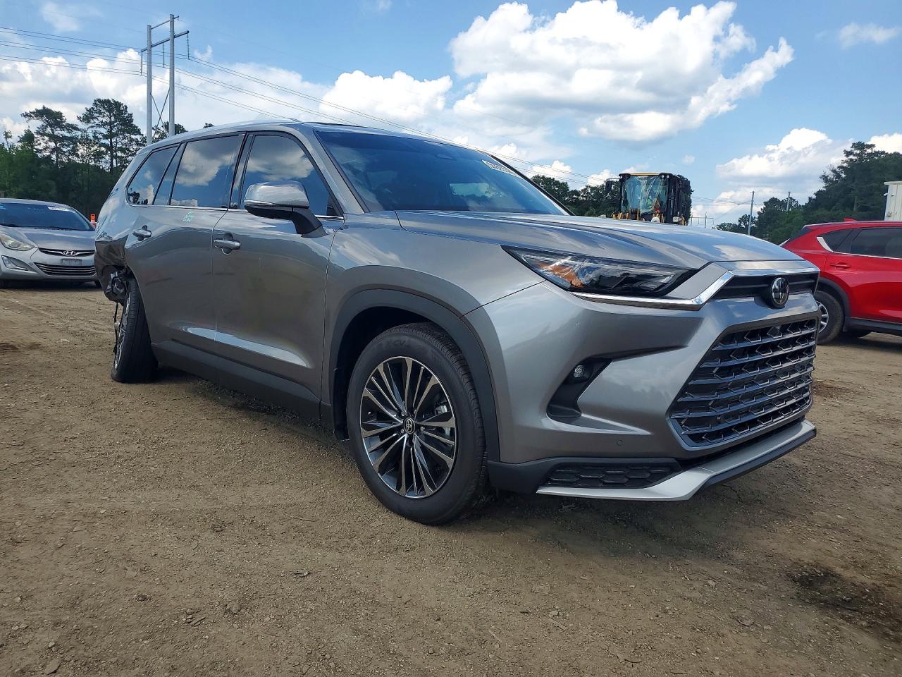 Toyota Grand Highlander Hybrid Max Platinum