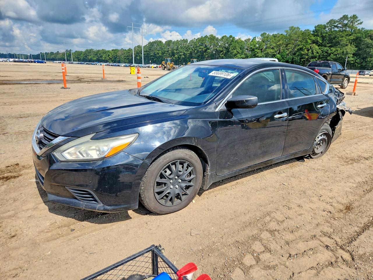 Salvage Nissan Altima Image