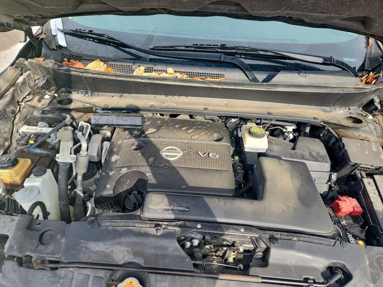 Nissan Pathfinder S