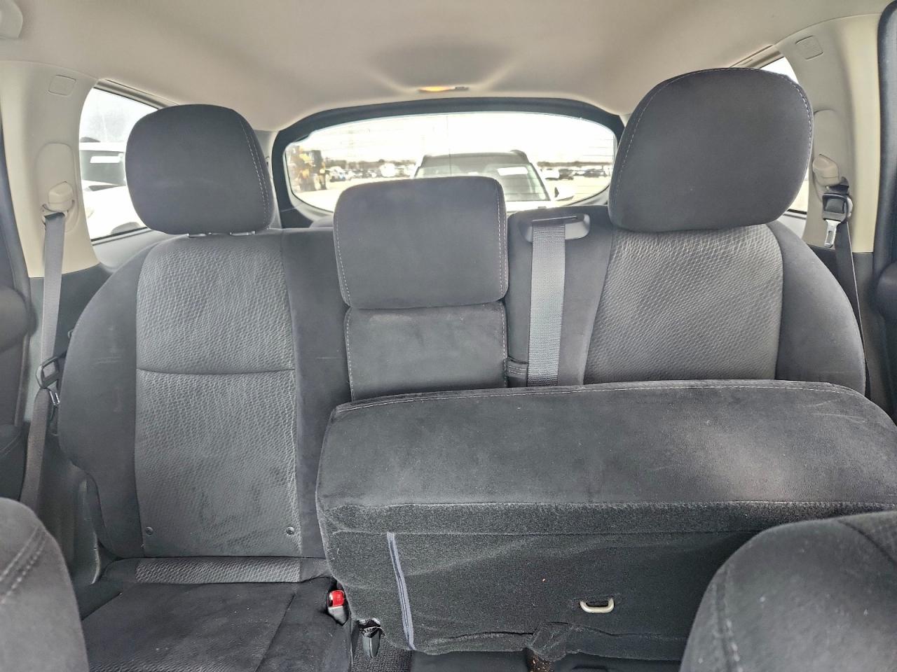 Nissan Pathfinder S