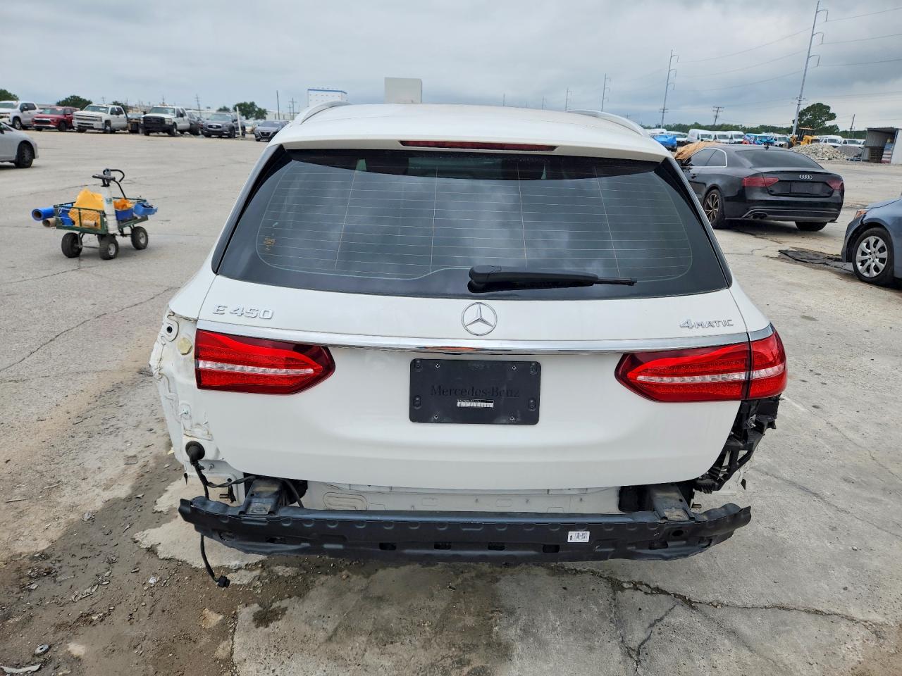 Mercedes-Benz E-Class 450 4matic