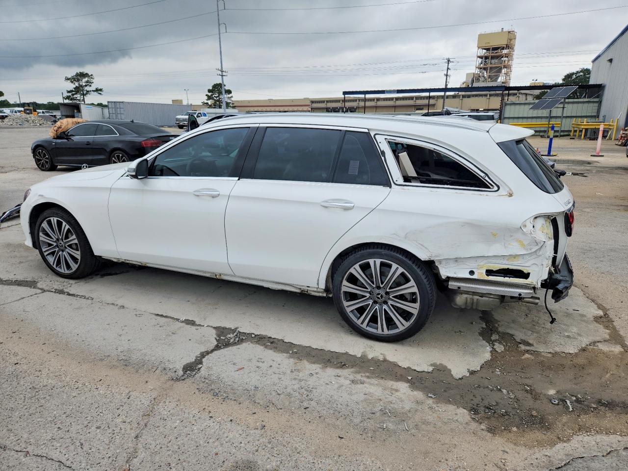Mercedes-Benz E-Class 450 4matic