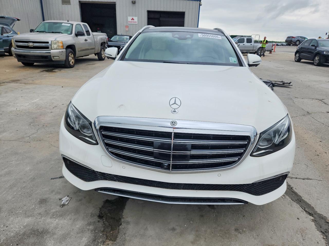 Mercedes-Benz E-Class 450 4matic