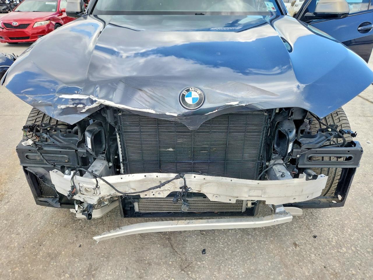 BMW X Series M50i