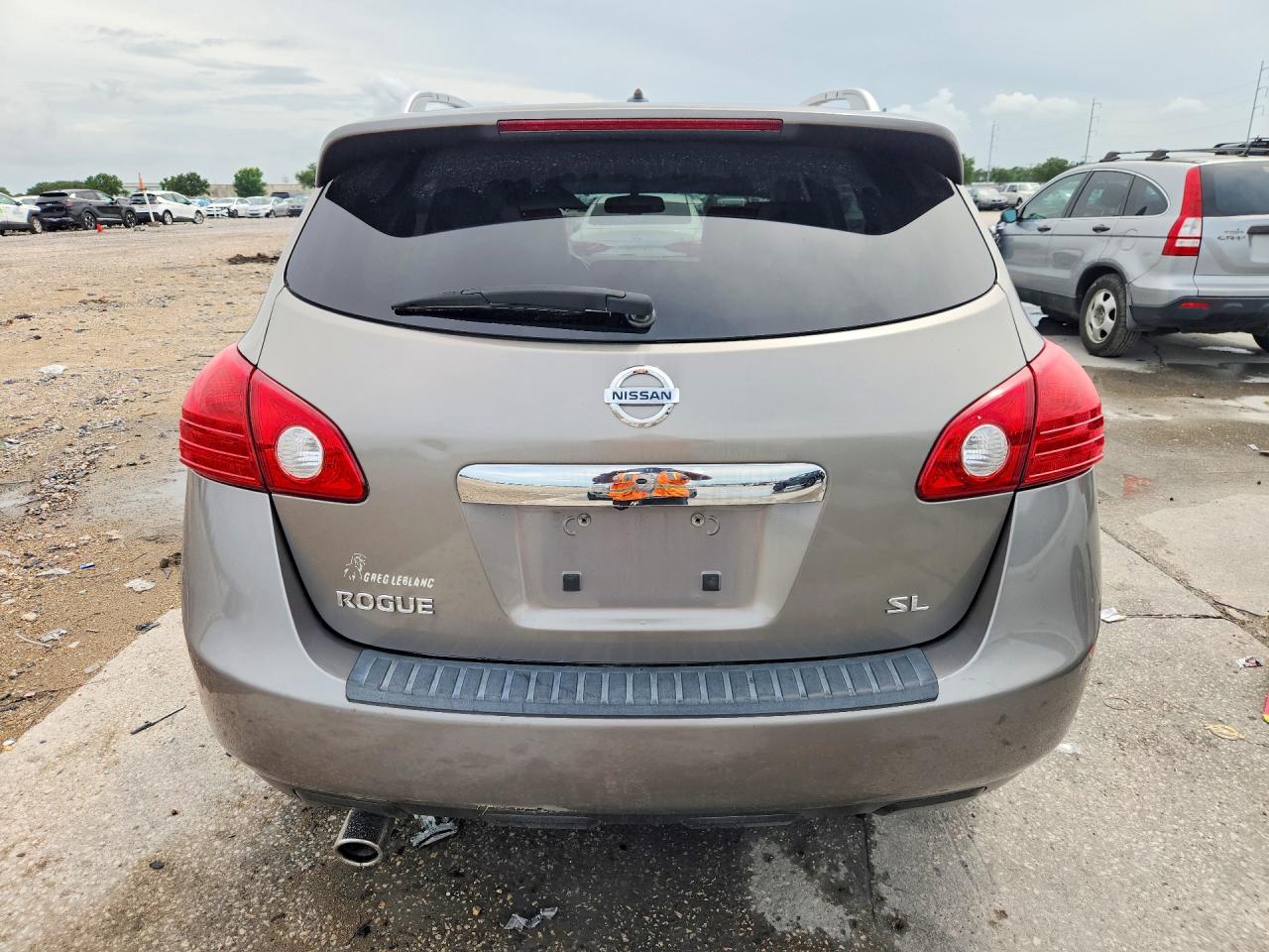 Nissan Rogue S