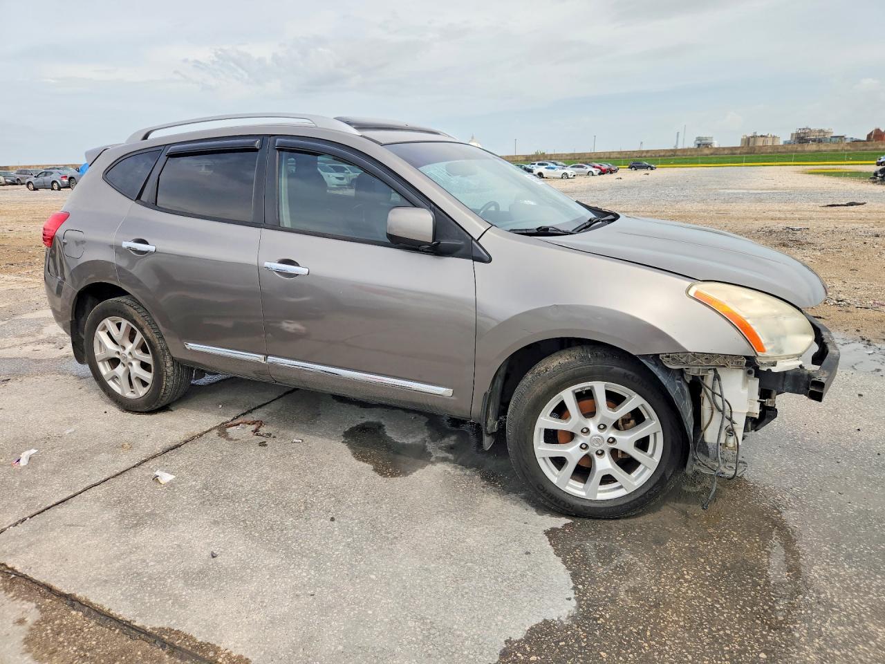 Nissan Rogue S