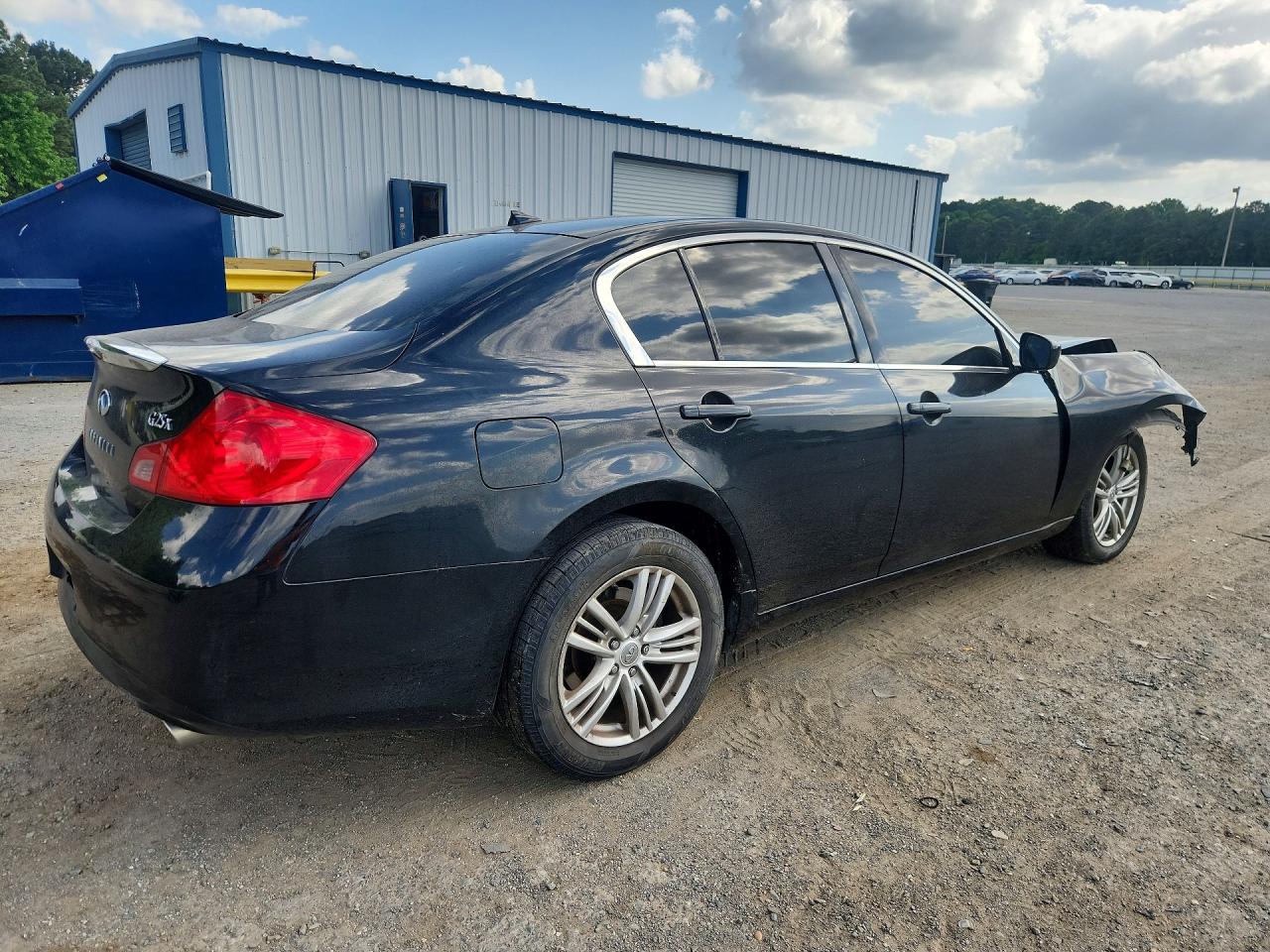 INFINITI G25