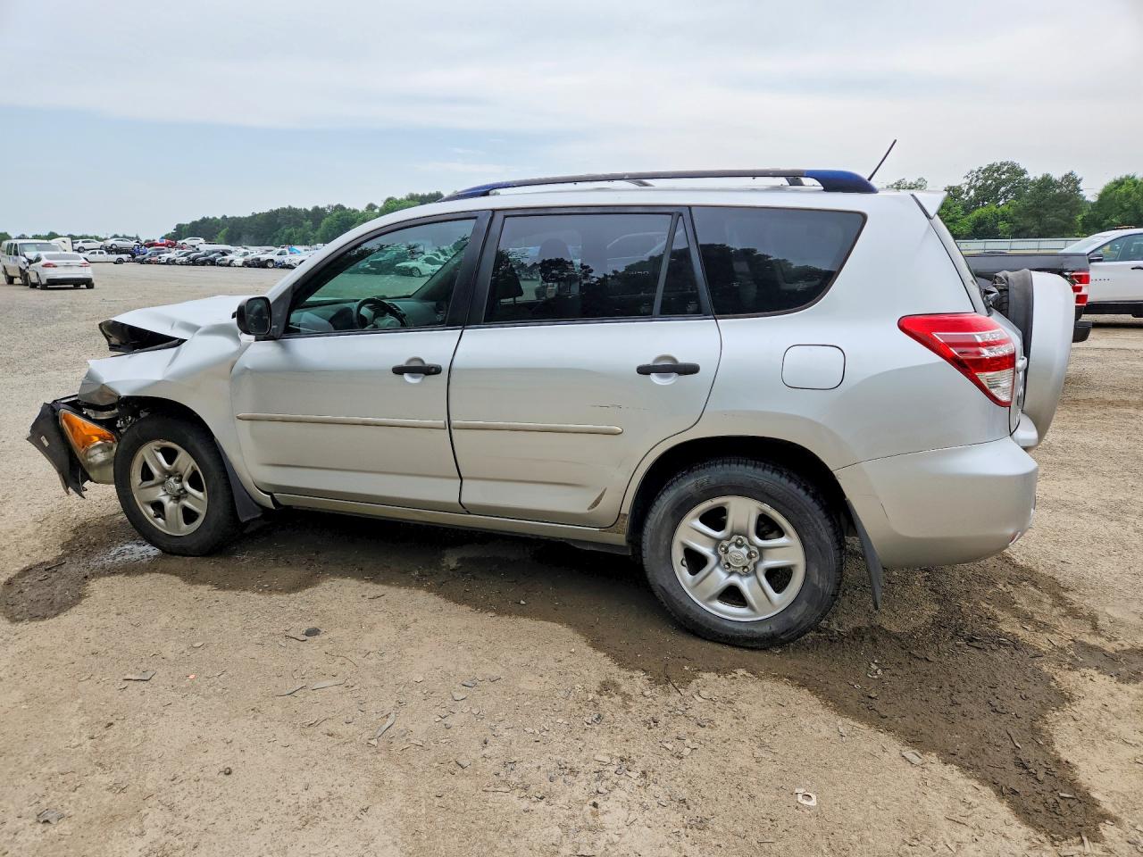 Toyota RAV4 Base
