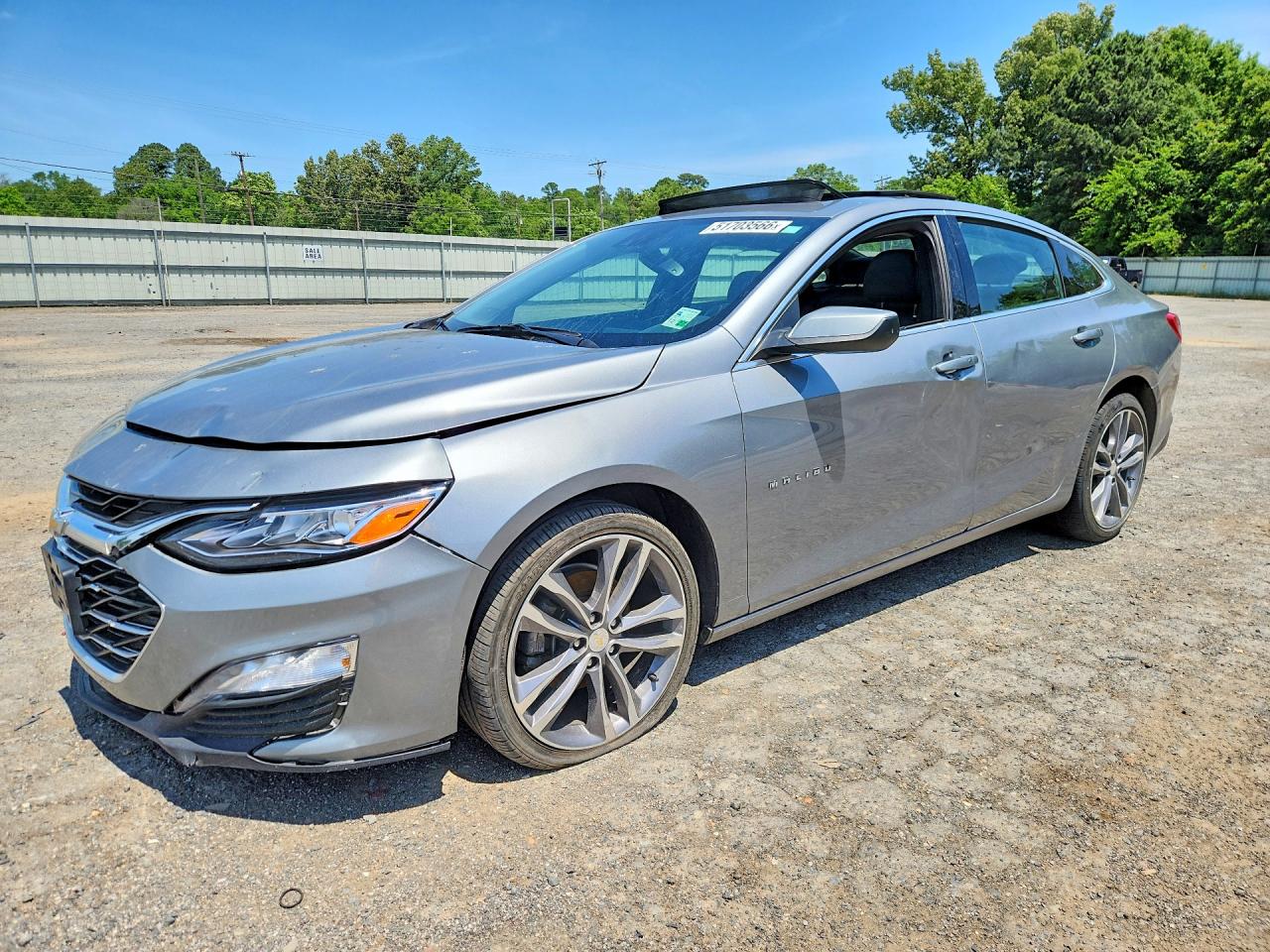Salvage Chevrolet Malibu Image