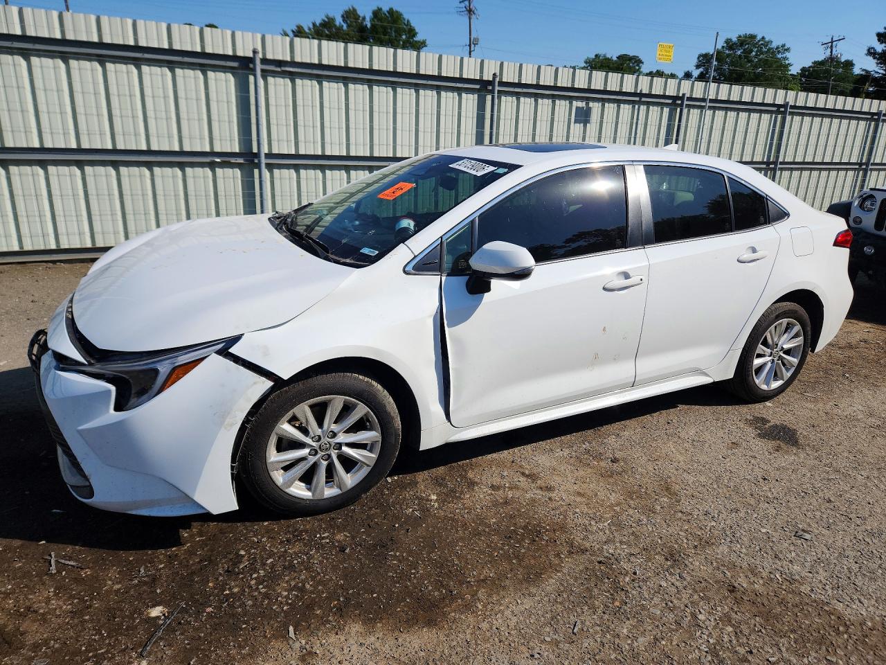 Salvage Toyota Corolla Image