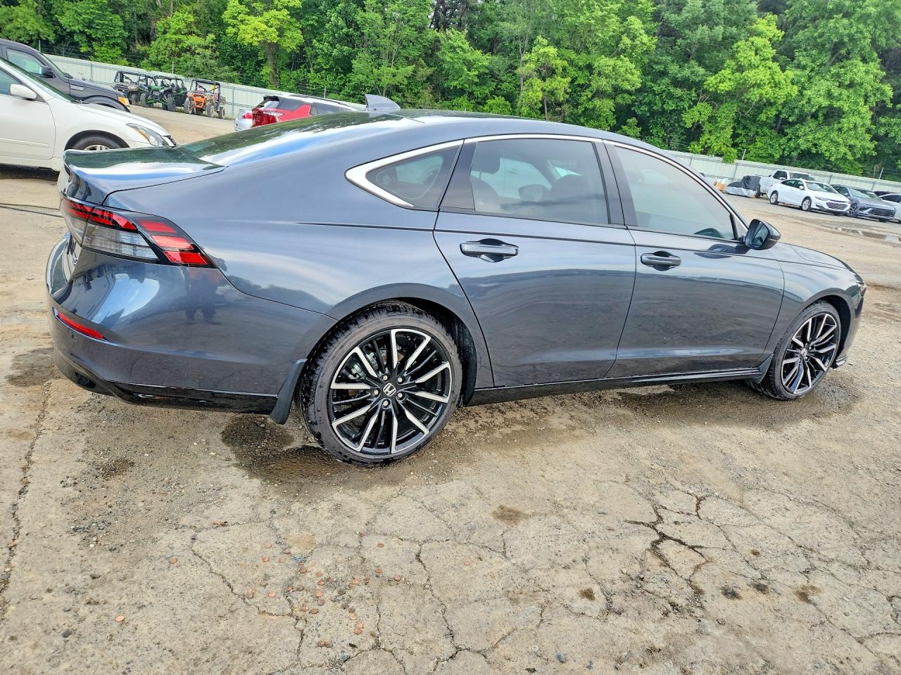 Honda Accord Touring Hybrid