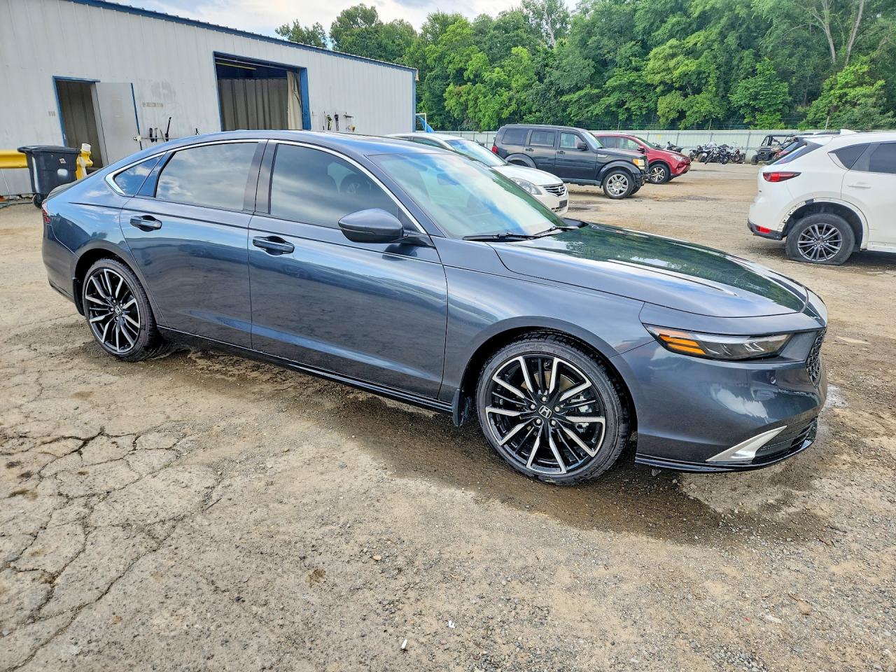 Honda Accord Touring Hybrid