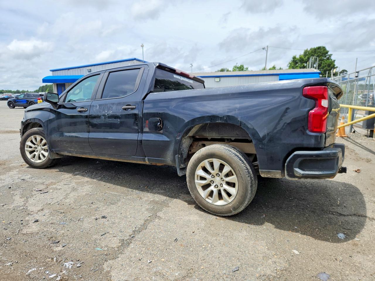 Chevrolet Silverado C1500 Custom