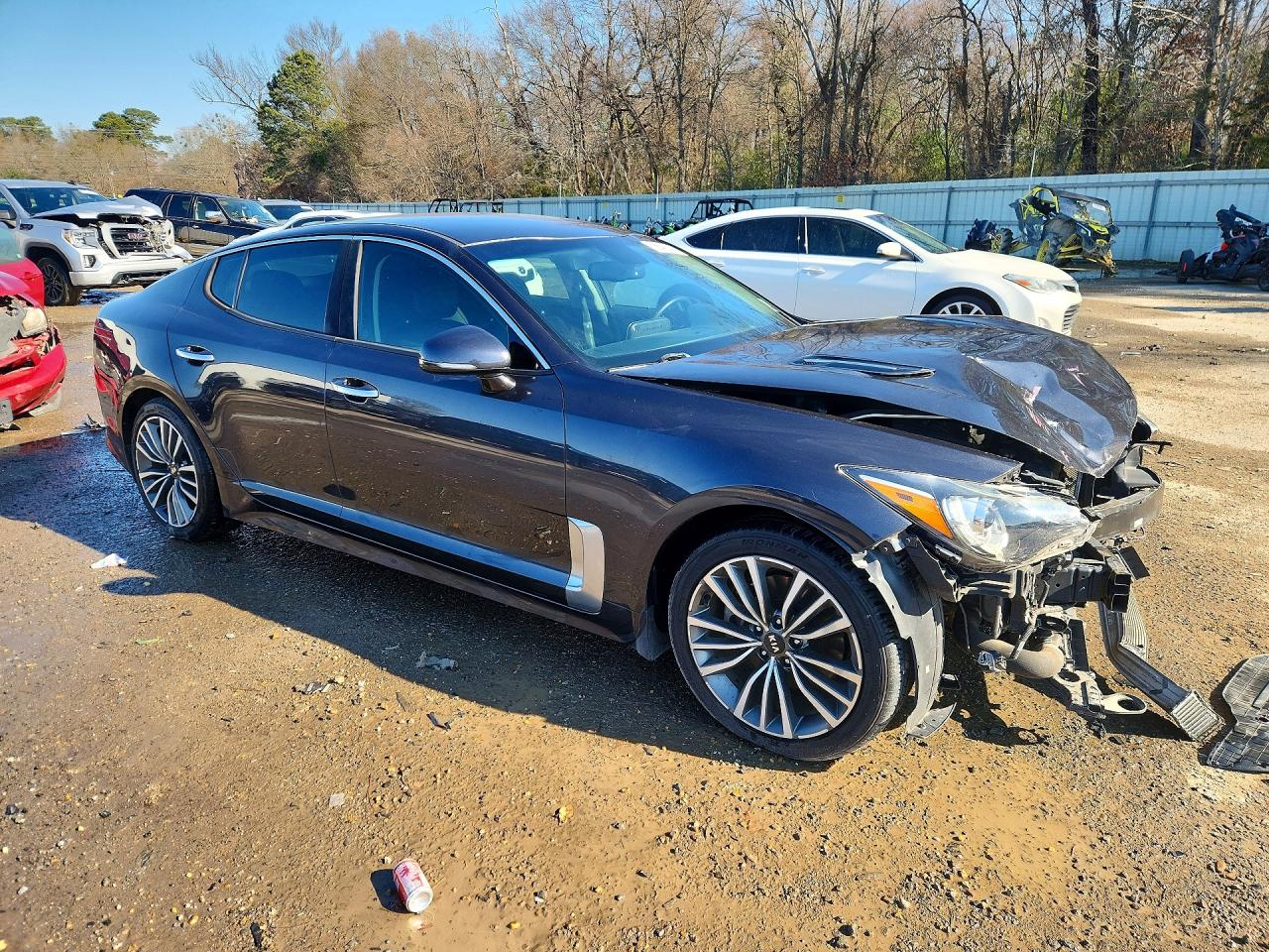 Kia Stinger Base