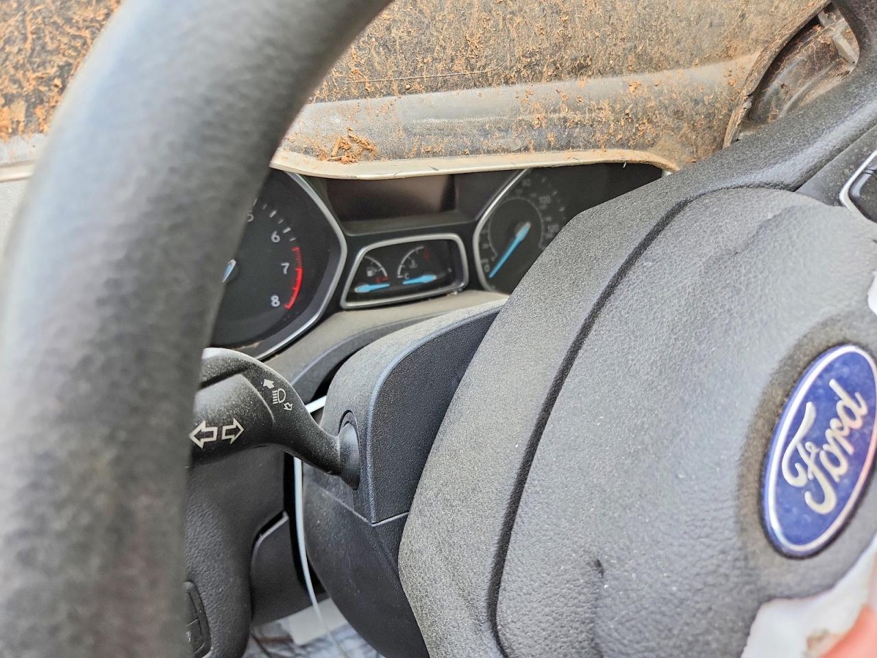 Ford Escape S