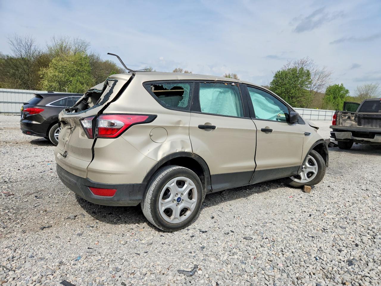 Ford Escape S