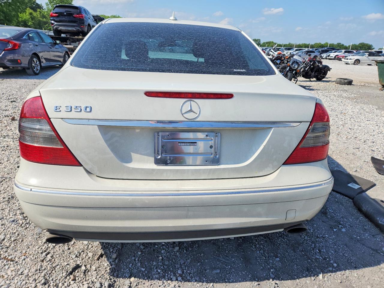 Mercedes-Benz E-Class 350