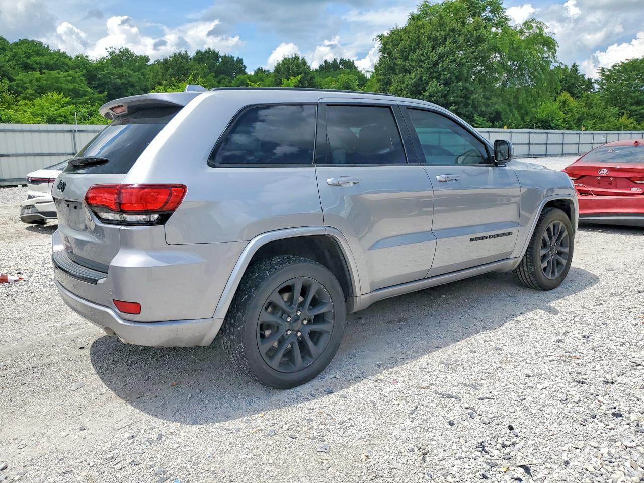 Jeep Cherokee Laredo