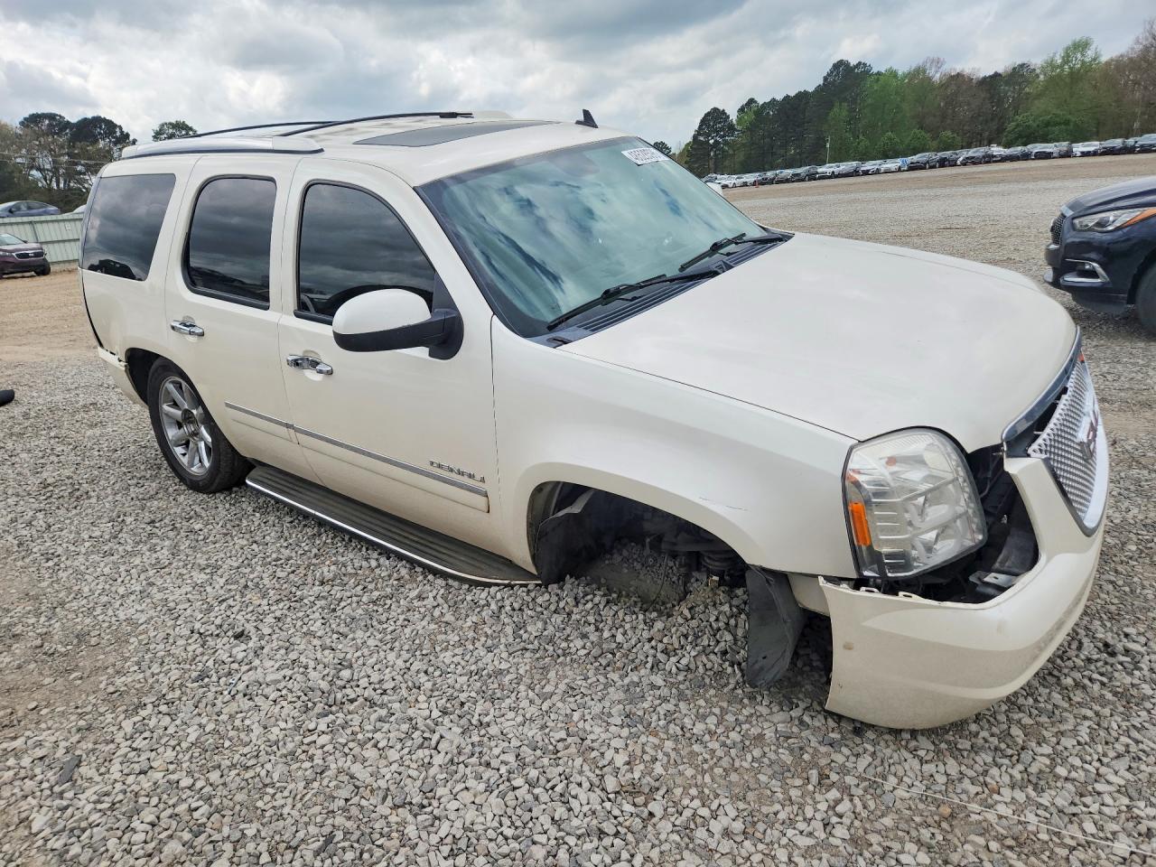 GMC Yukon Denali