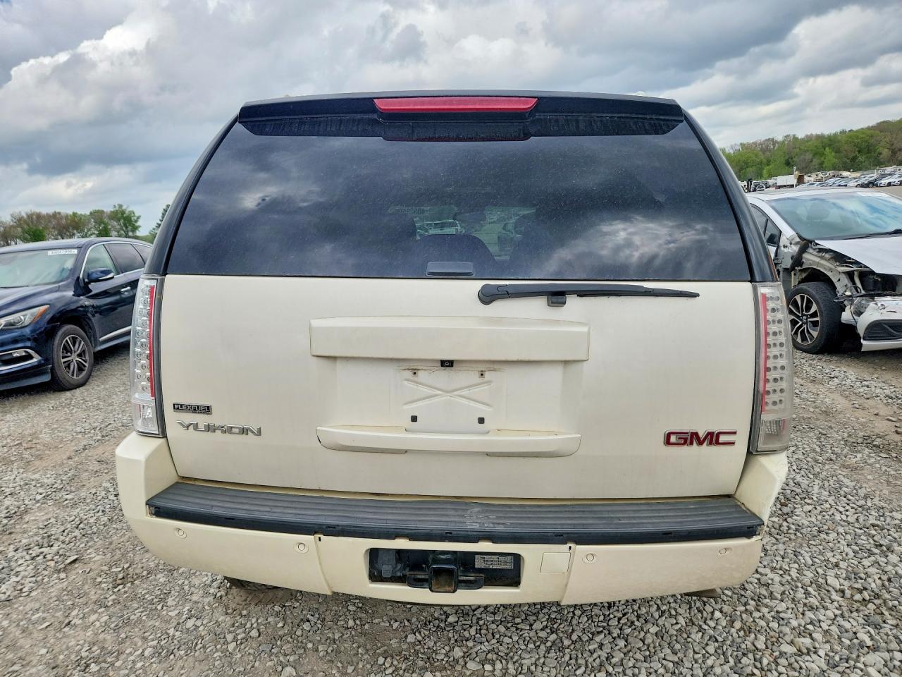 GMC Yukon Denali