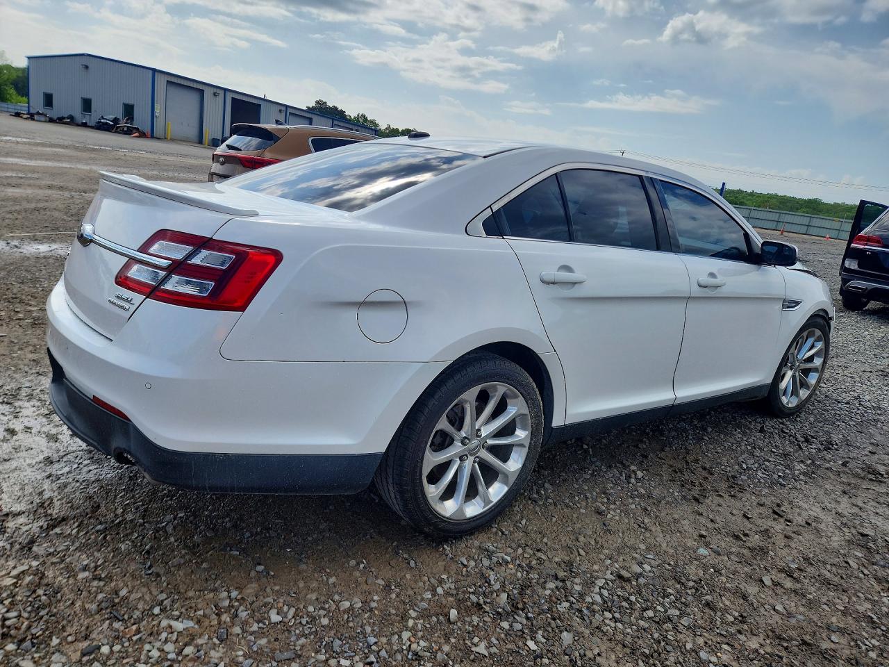 Ford Taurus
